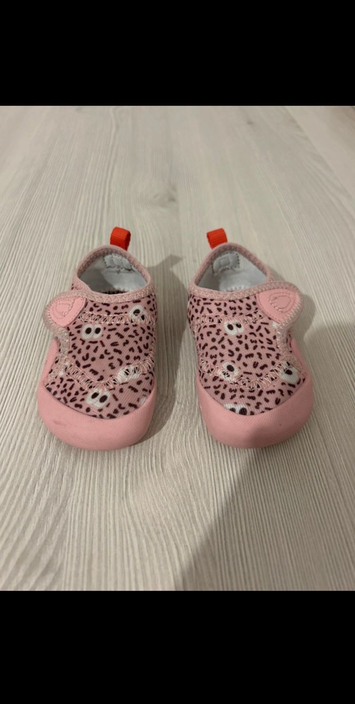 Chaussons bébé taille 20
