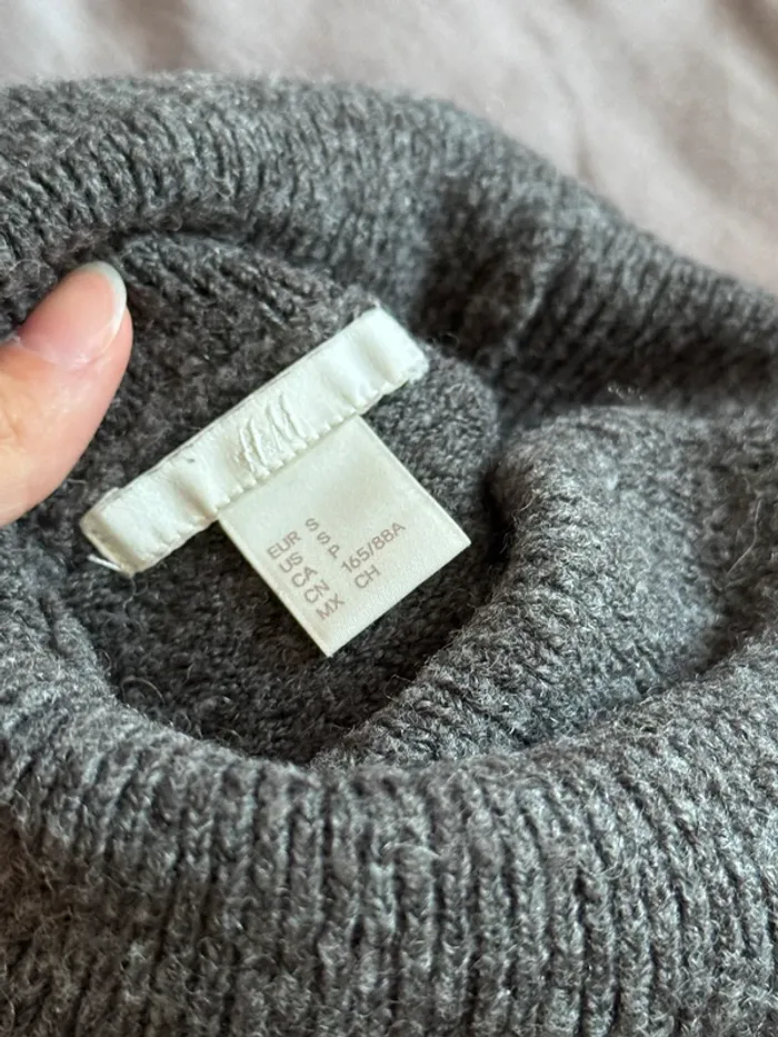 Pull oversize gris foncé H&M - photo numéro 4