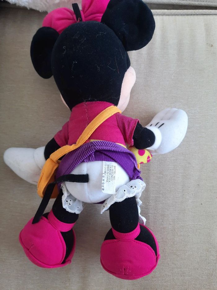 Peluche Minnie de motricité fine pour apprendre à lacer boutonner - photo numéro 5