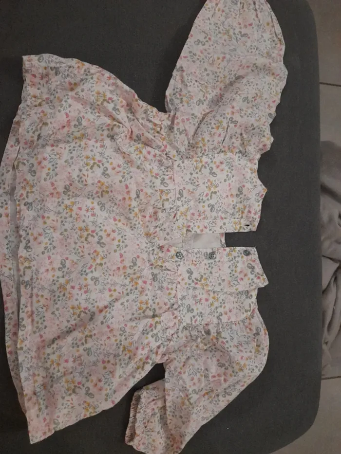 Blouse liberty vertbaudet 18 mois - photo numéro 2