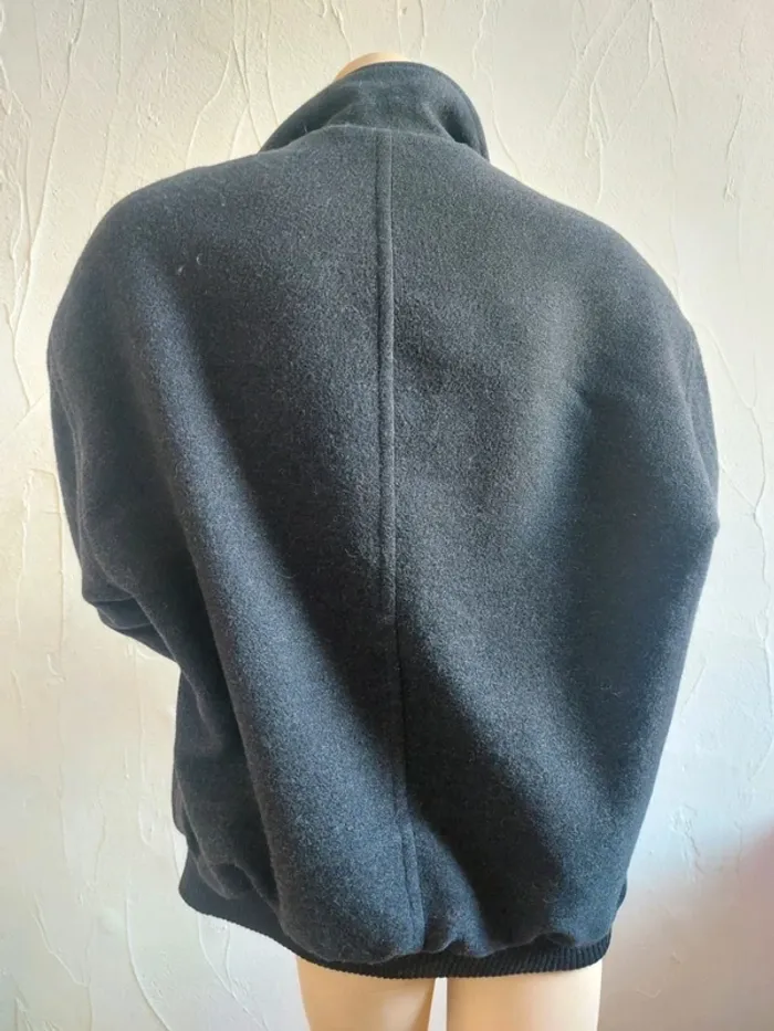 Veste vintage grise avec boutons dorés - photo numéro 8