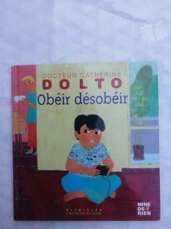 Livre obéir désobéir