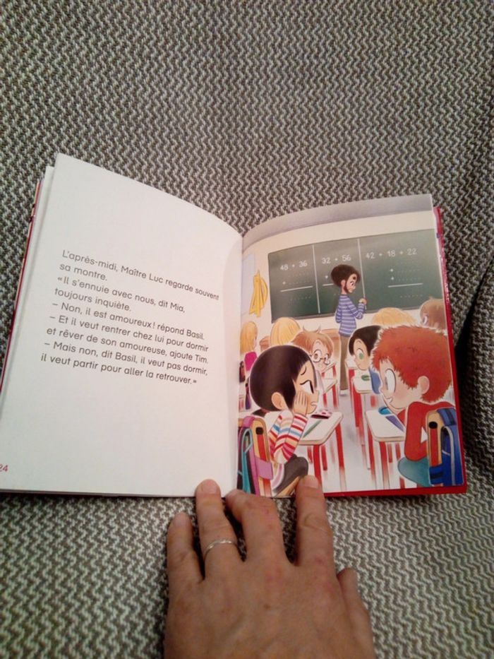 Je suis en CE1/ Maître Luc est amoureux T.12 - Castor Poche - photo numéro 3