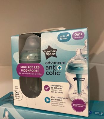 Lot Biberons Tommee Tippee anti colique advenced
