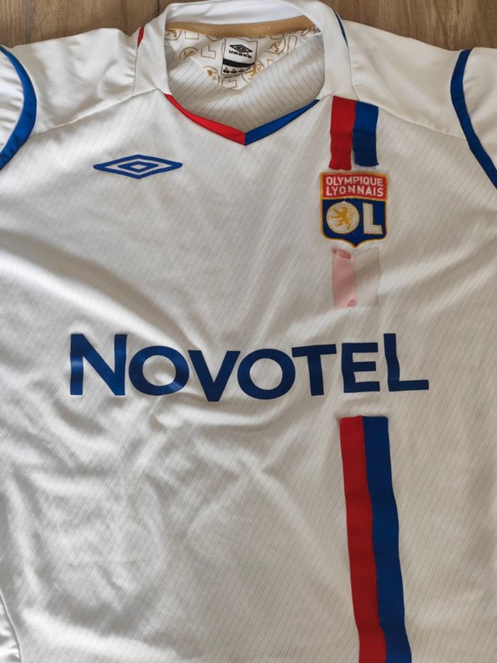 Maillot vintage authentique Olympique Lyonnais en bon état - photo numéro 3