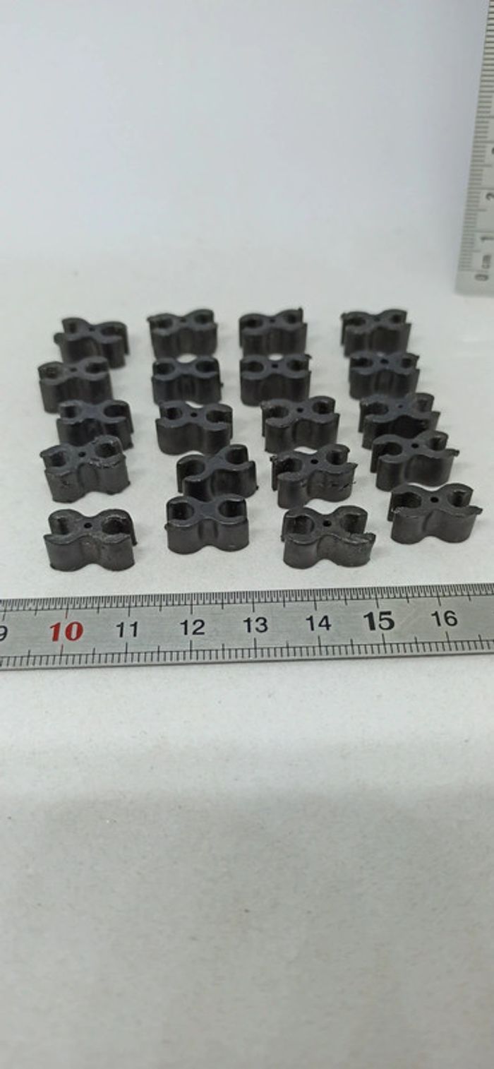 20 attaches noires playmobil - photo numéro 3