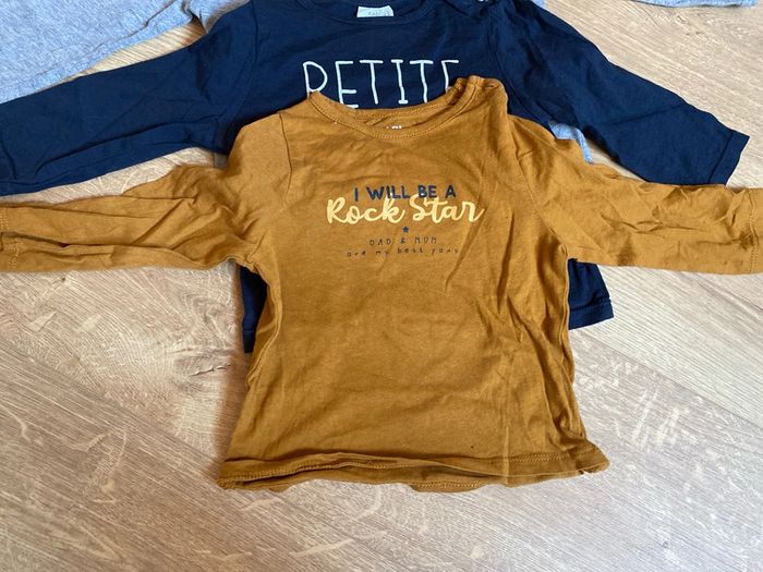 Lot t-shirt manches longues 9 mois - photo numéro 4