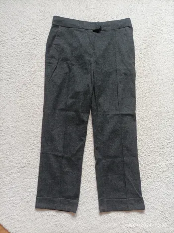 Pantalon gris anthracite 3/4 taille 36