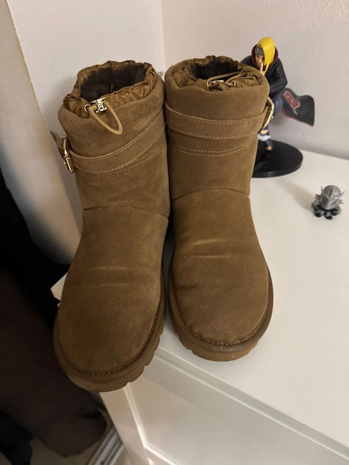 Boots Zara fourrée 38 - photo numéro 2