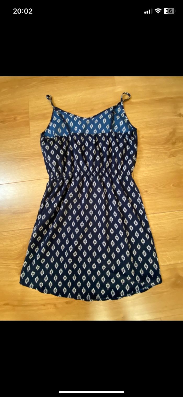 Robe bleu marine atmosphère - photo numéro 2