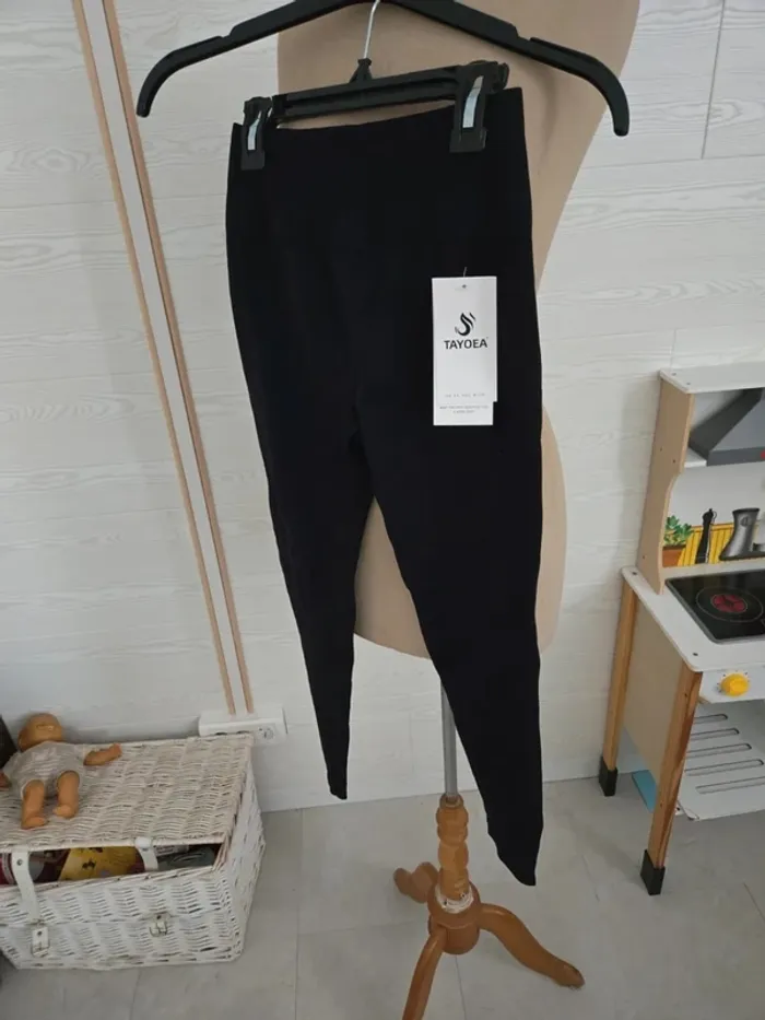 Leggings neuf epais taille s - photo numéro 2