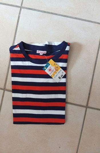 T-shirt taille 14 ans