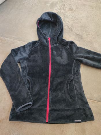 Veste zippée moumoute. 10/1a ans . Décathlon