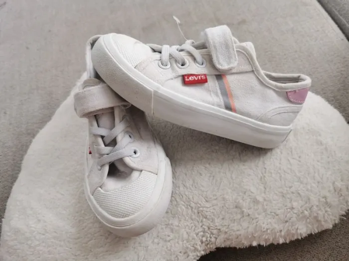 Chaussures baskets tennis toile Levi's taille 28