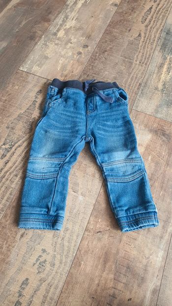Pantalon influx 24 mois en très bon état