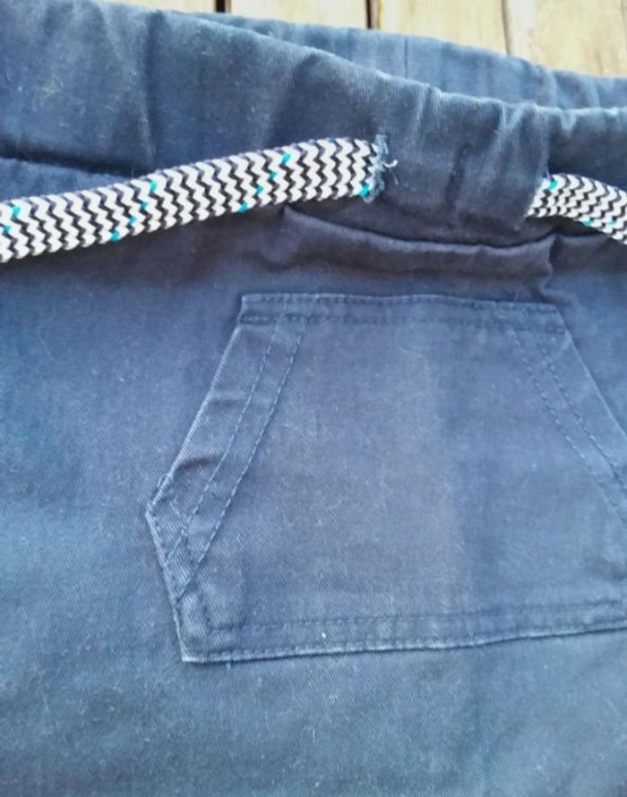 Lot pantalons/jeans 6 mois - photo numéro 7