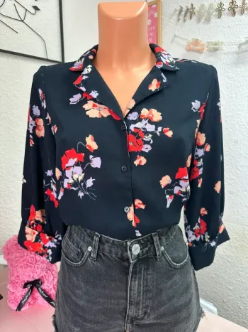 Chemise à fleurs manches mi longues Vero Moda taille XS