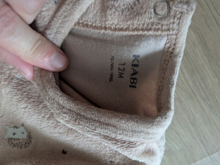 Lot 2 pyjamas grenouillères velours 12mois - photo numéro 2
