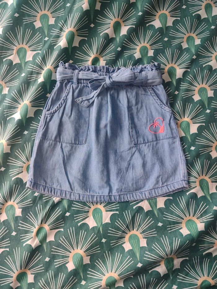 Jupe en jean légère taille 6 ans