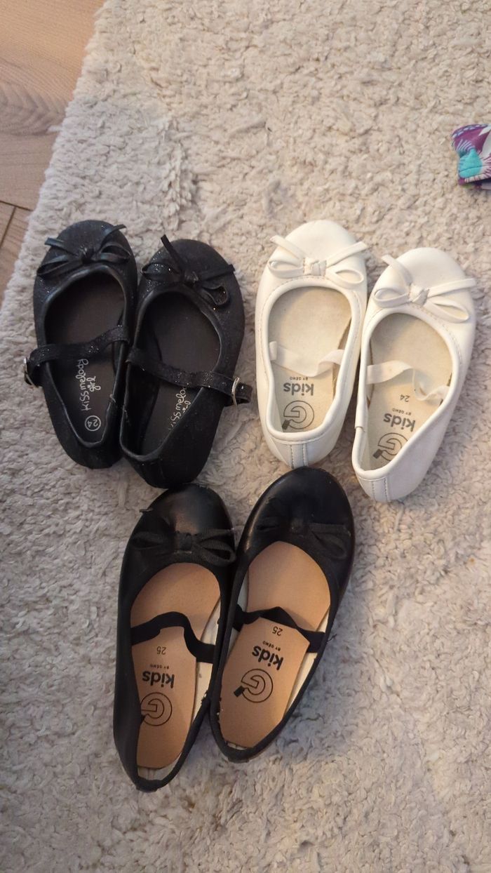 3 paires ballerines 24 et 25