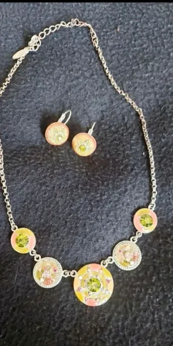 Parure Collier et boucles d'oreilles Fantaisie