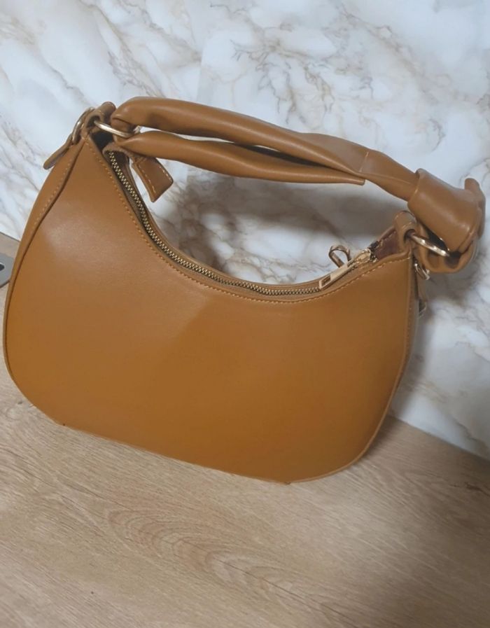 Magnifique sac à Bandoulière Pieces 🖤 - photo numéro 4