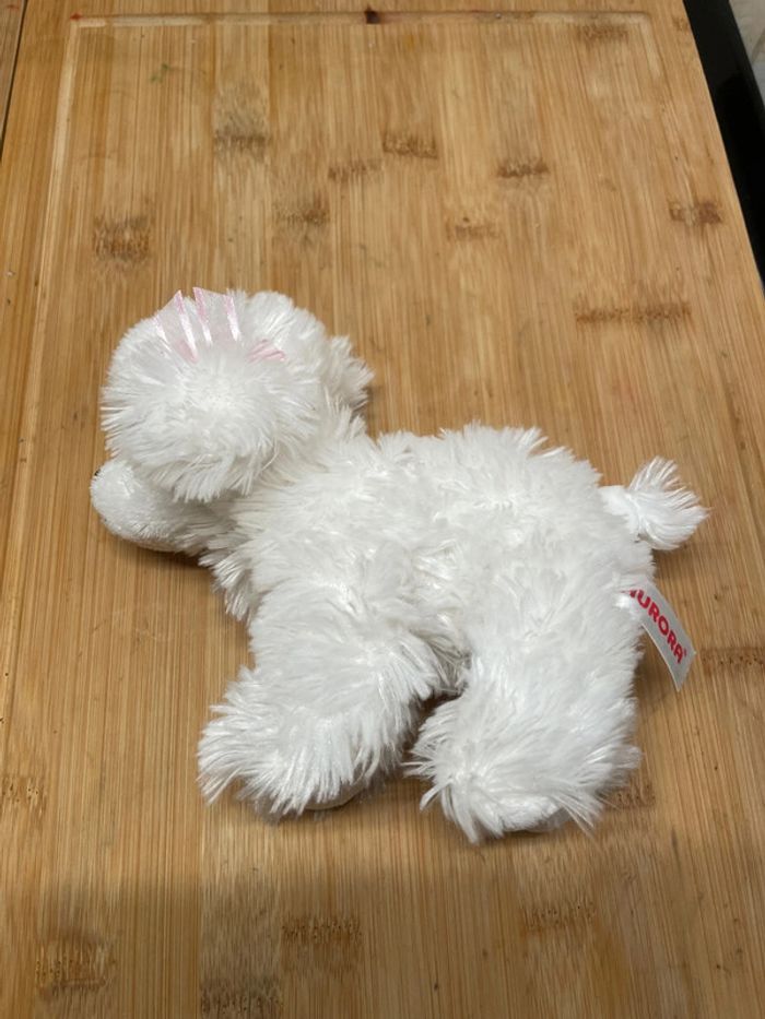 Peluche Aurora chien blanc - photo numéro 2