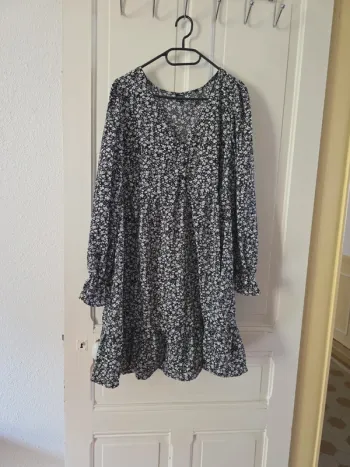 🌼 Robe fleurie Shein – taille XL – neuve