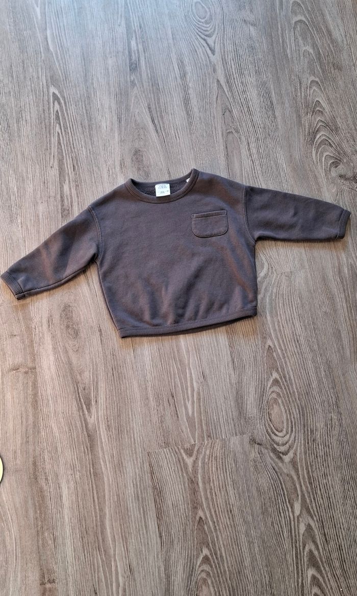 Ensemble Zara 9/12 mois Neuf - photo numéro 2