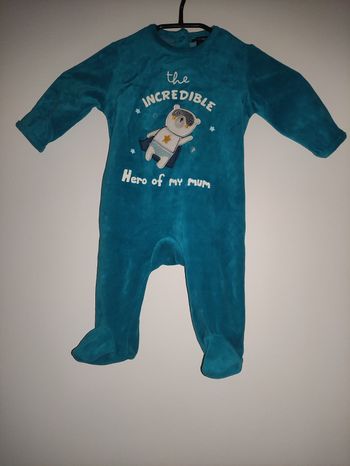 Pyjama kiabi taille 6 mois mum
