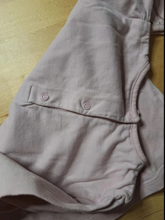 T-shirt manches longues pour fille taille 24 mois Marque lulu Castagnettes très bon état - photo numéro 6