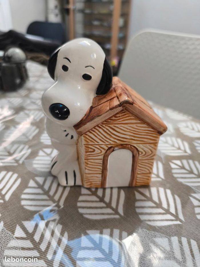 Tirelire snoopy