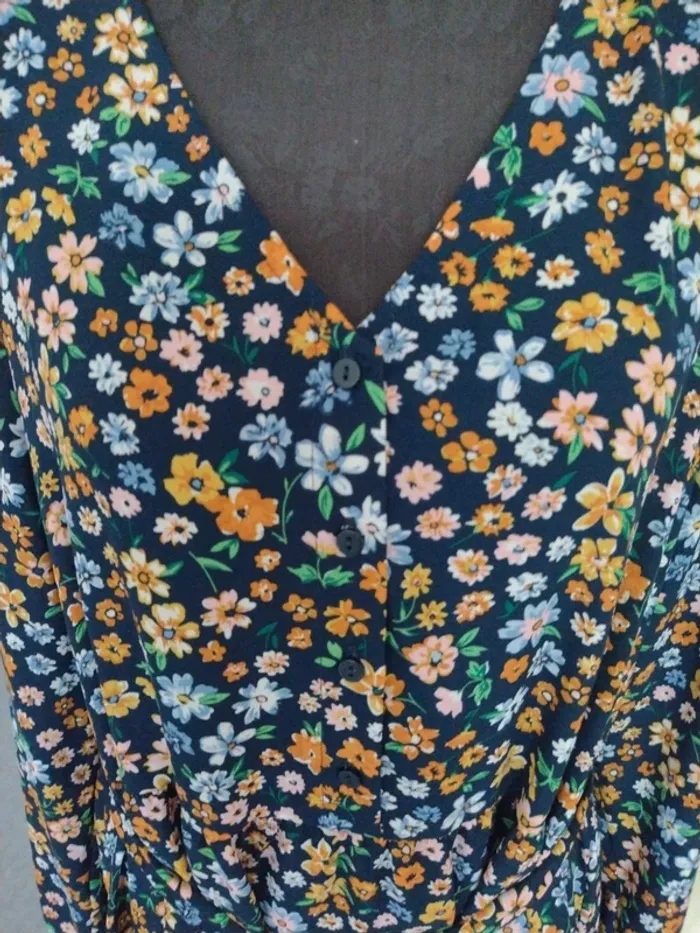 Robe midi en viscose fleurie ONLY – Taille XL – Comme neuve - photo numéro 5