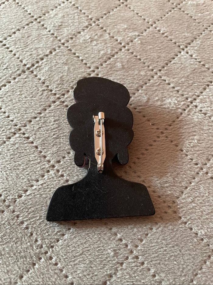 Magnifique broche pop art - photo numéro 4