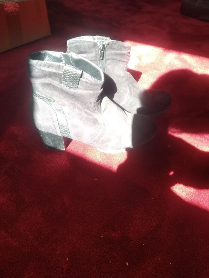 Bottines fourrées taille 38 - photo numéro 2