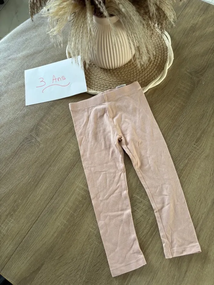 Leggings taille 36 mois