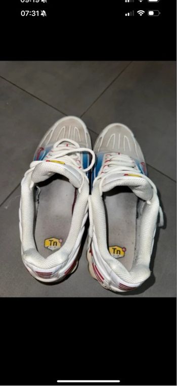 Chaussure homme 42,5 nike tn