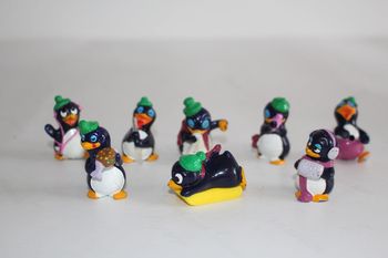 Kinder Surprise Funny Pingos 8 figurines