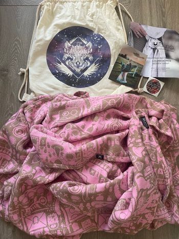 Écharpe de portage de la marque  Luluna coloris Wizardy Goldenrose taille 6