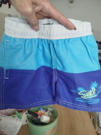 #kytie4ansgarcon. Short de bain taille 4 ans 