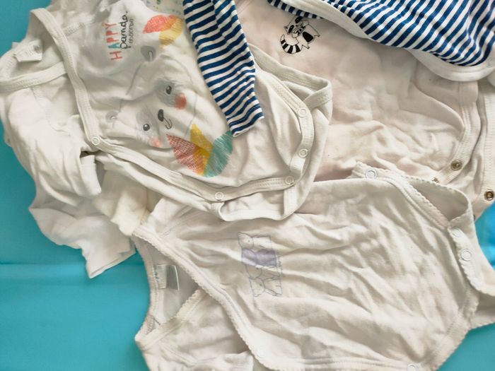 Lot bodies manches longues et courtes garçon ou fille - photo numéro 3