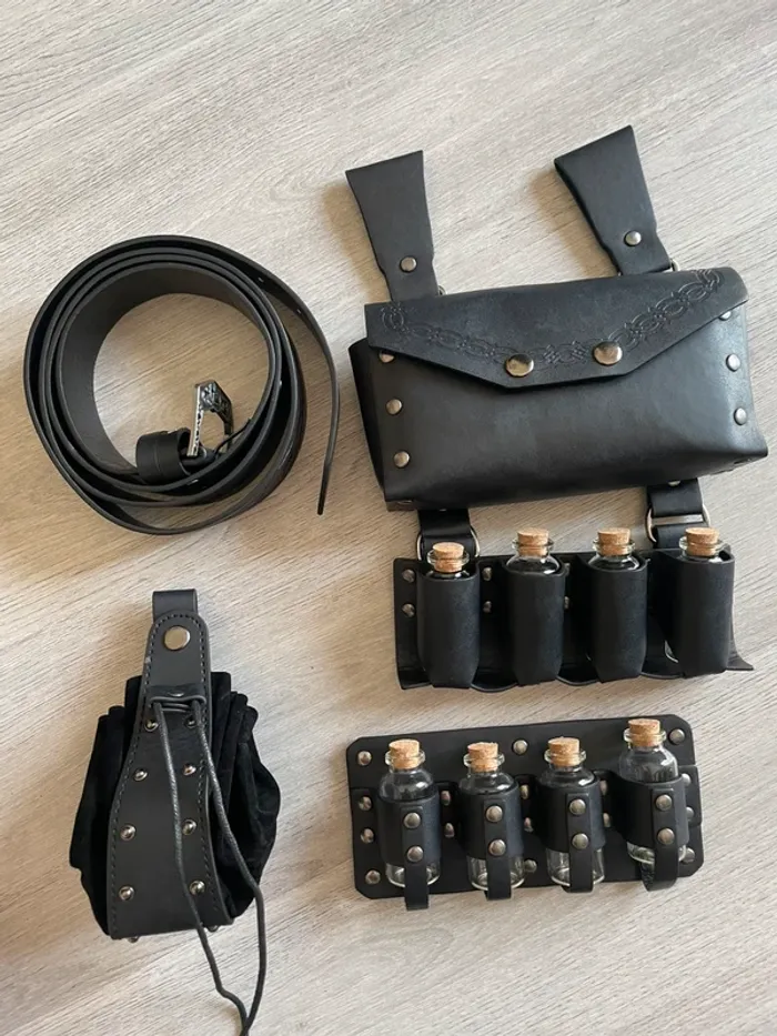 Kit complet ceinture + potions + sacoche + bourse