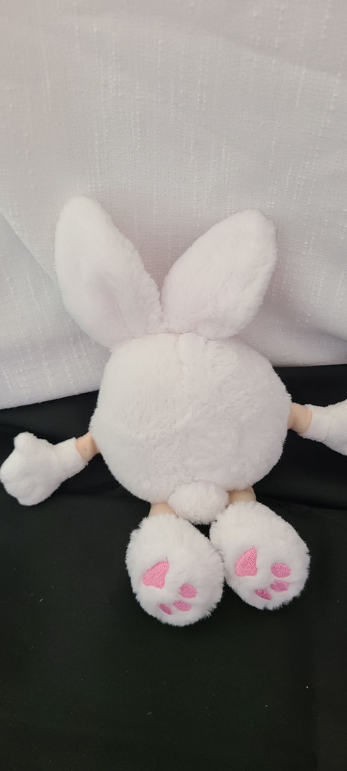 Peluche publicitaire lapin M&M'S Kingsway Jaune déguisé en lapin - photo numéro 3