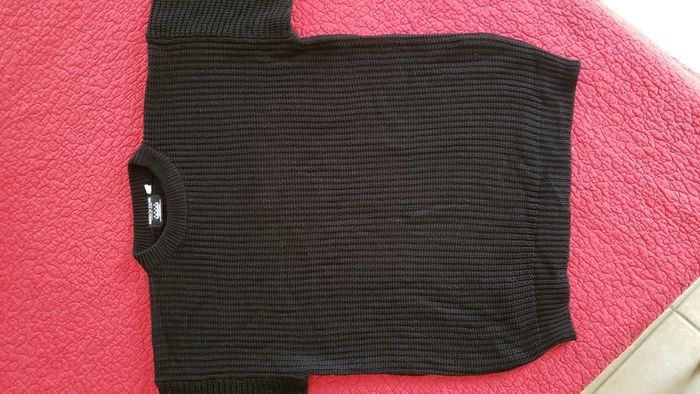 Pull noir en maille, taille 16 ans, parfait état - photo numéro 2