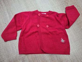 Gilet P'tit bisou 12 mois en très bon état