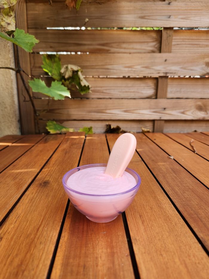 bol yaourt à la fraise - photo numéro 3