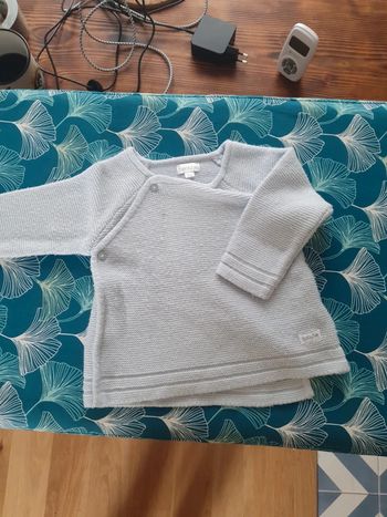 Pull taille 6 mois