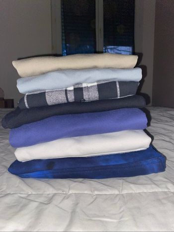 LOT DE VÊTEMENTS