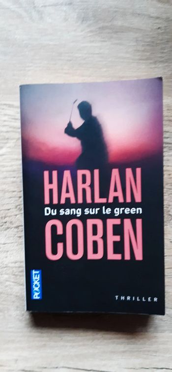 Livre Du sang sur le green