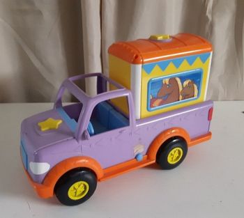 Camion magipque pour chevaux